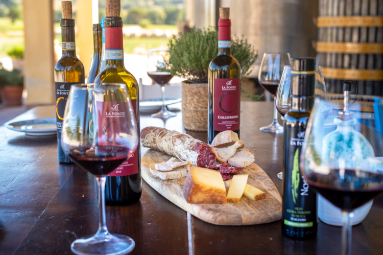 La Fonte di Bevagna wine and food board